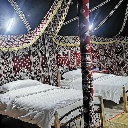 Desert Wonders Camp Hawiyah Екстер'єр фото