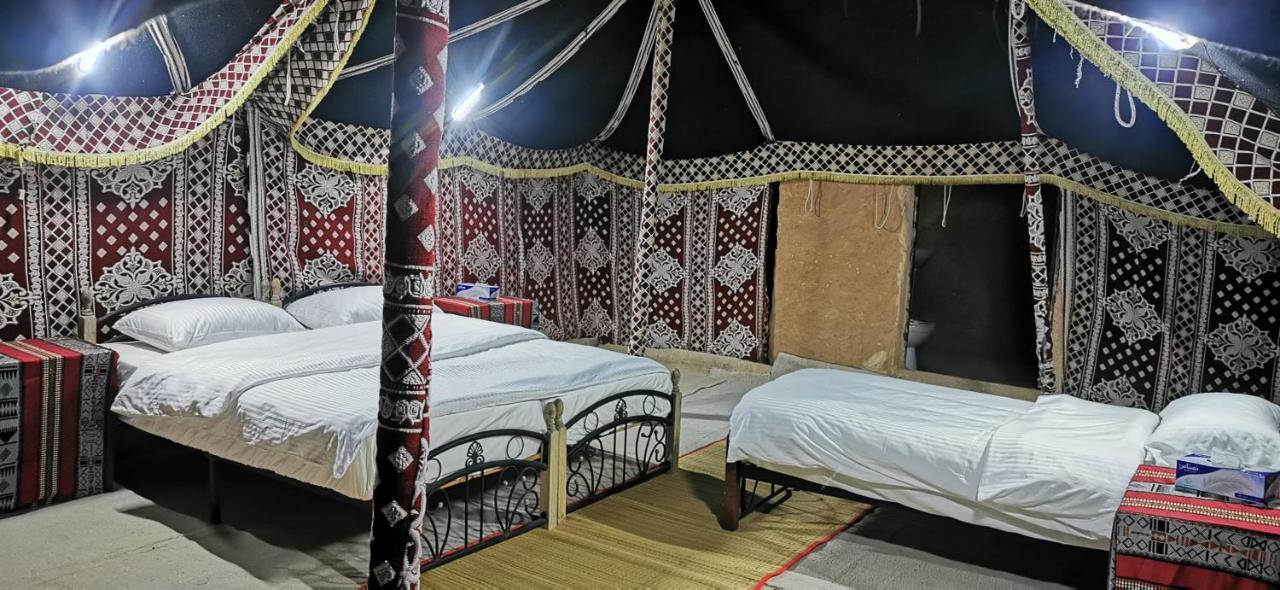 Desert Wonders Camp Hawiyah Екстер'єр фото