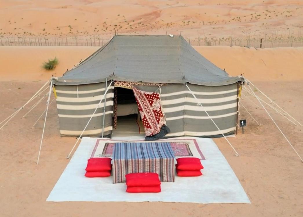 Desert Wonders Camp Hawiyah Екстер'єр фото